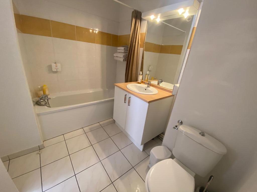 Studio Cité médiévale 250 m Carcassonne Esterno foto